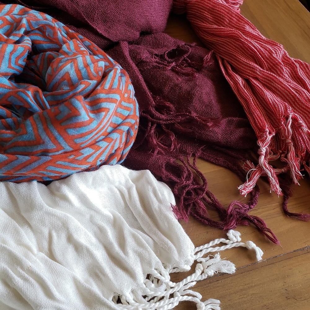 Scarf bundle - Picture 2 of 2